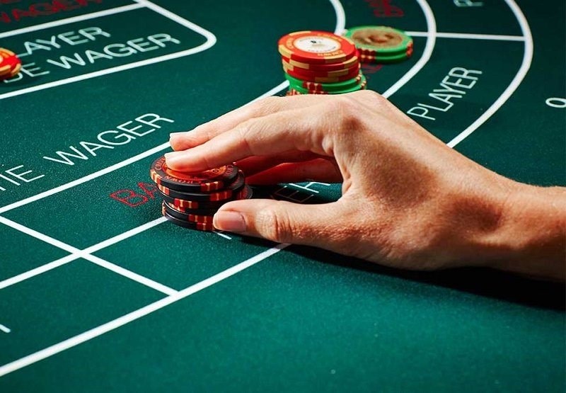 Tìm hiểu về các cửa cược phổ biến trong Baccarat là gì